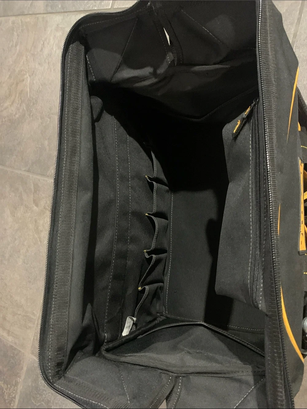 Dewalt Contractor Tool Bag